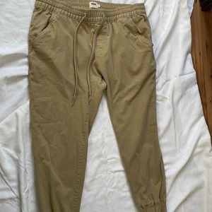 Khaki Levi’s Joggers